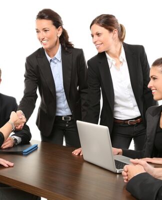 Jaki garnitur na bal sylwestrowy?