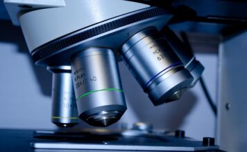 Czy kosmetyczka musi iść na studia?