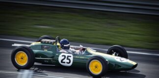 Na jakim paliwie jeździ F1?