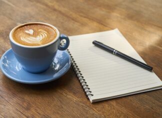 Czy na pokład samolotu można wnieść długopis?